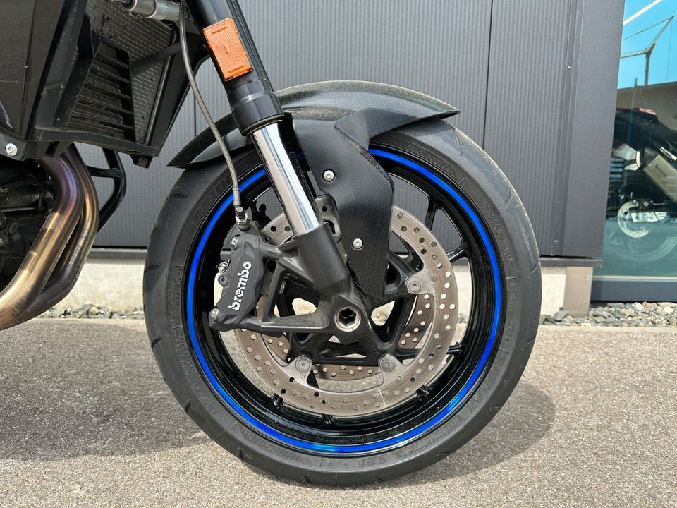 BMW F900R Vollausstattung San Marino Blau in Oy-Mittelberg