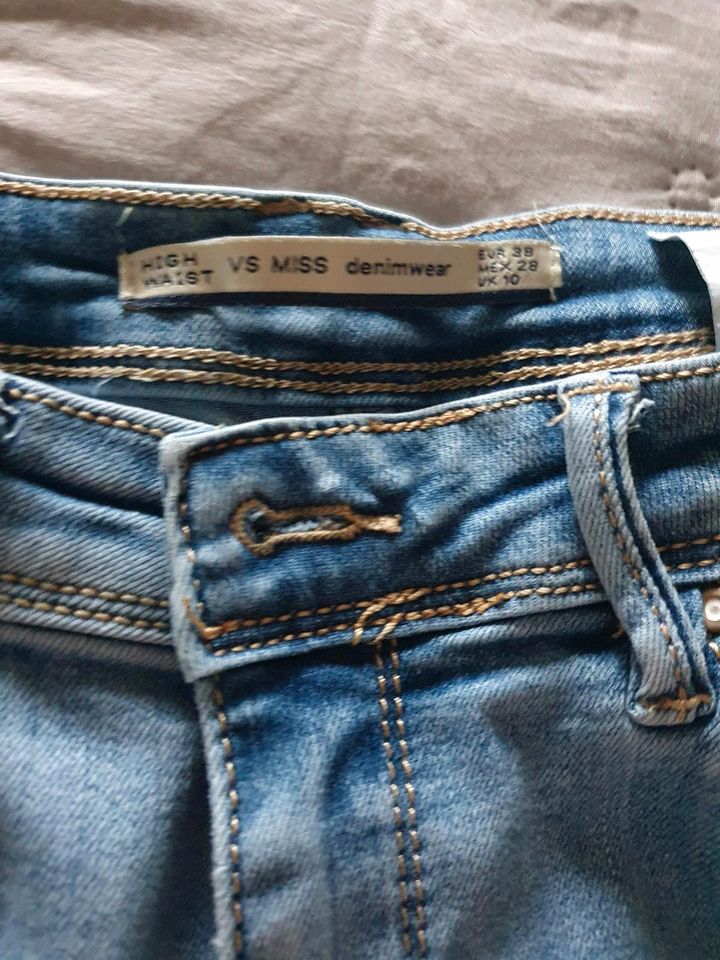 Push up Denimwear High weits Jeans Gr.36 in Reinbek