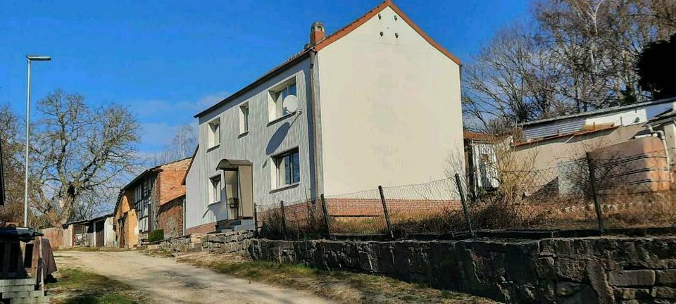 Alleinstehendes Einfamilienhaus mitten der Natur in Helbedündorf