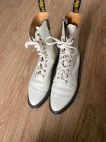 Dr.  Martens 41/42 Cremeweiss Versand möglich Niedersachsen - Oldenburg Vorschau