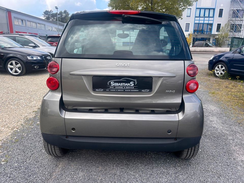 Smart ForTwo coupé Automatik Klima Tüv 12/25 in Seddiner See