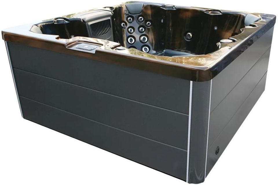 JACKUZZI WHIRLPOOL SPA GARTEN-POOL HOT TUB "KALLAN" in Berlin