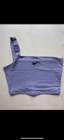 Nike air crop top Flieder Berlin - Treptow Vorschau