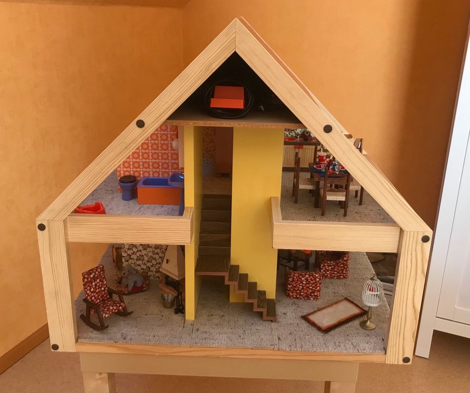 Puppenhaus ALLGÄU von Bodo Hennig mit viel Zubehör in Hessen -  Ebsdorfergrund | Holzspielzeug günstig kaufen, gebraucht oder neu | eBay  Kleinanzeigen ist jetzt Kleinanzeigen