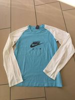 Nike Sportshirt in Gr. XL. Weiß und türkis. Neuwertig Bremen - Horn Vorschau