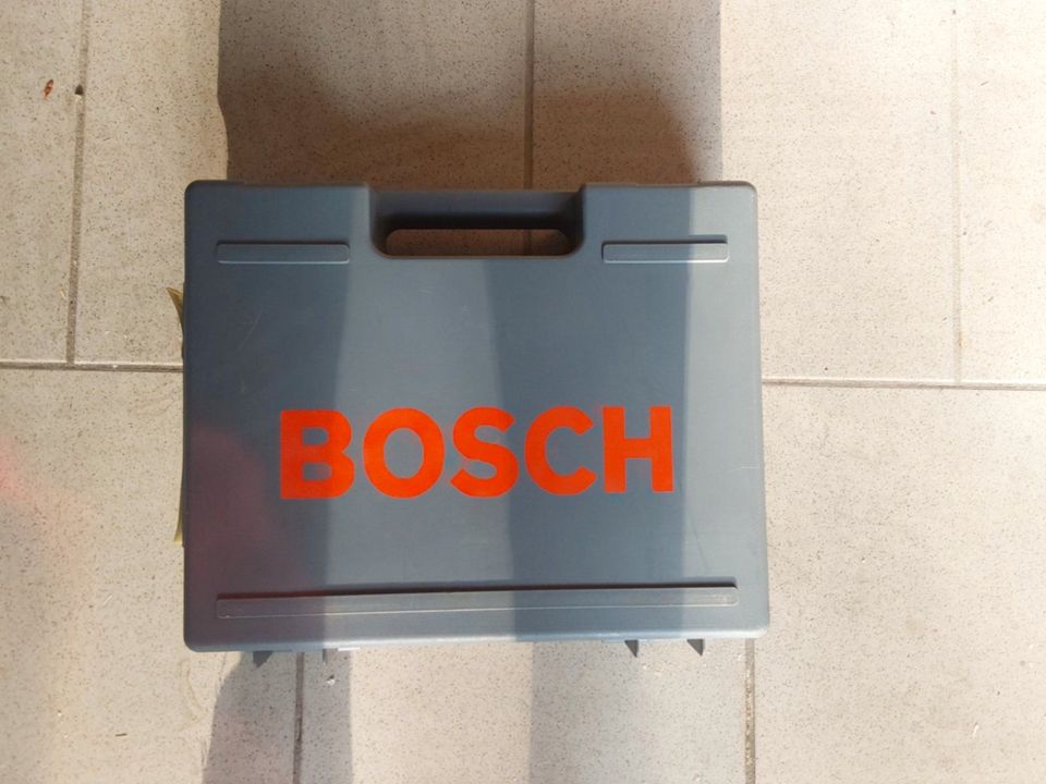 BOSCH  BOHRMASCHINE 500 WATT neuwertig in Bad Neustadt a.d. Saale