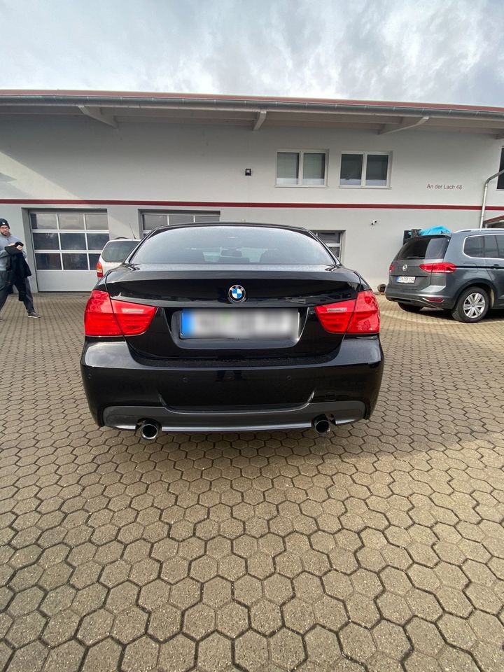 BMW 335i M Performance ESD M Paket Shadow Line Tüv Neu in Nördlingen