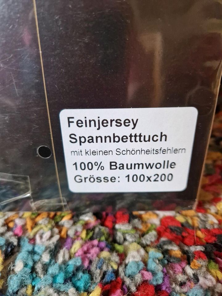 SPANNBETTUCH ,NEU! in Warburg