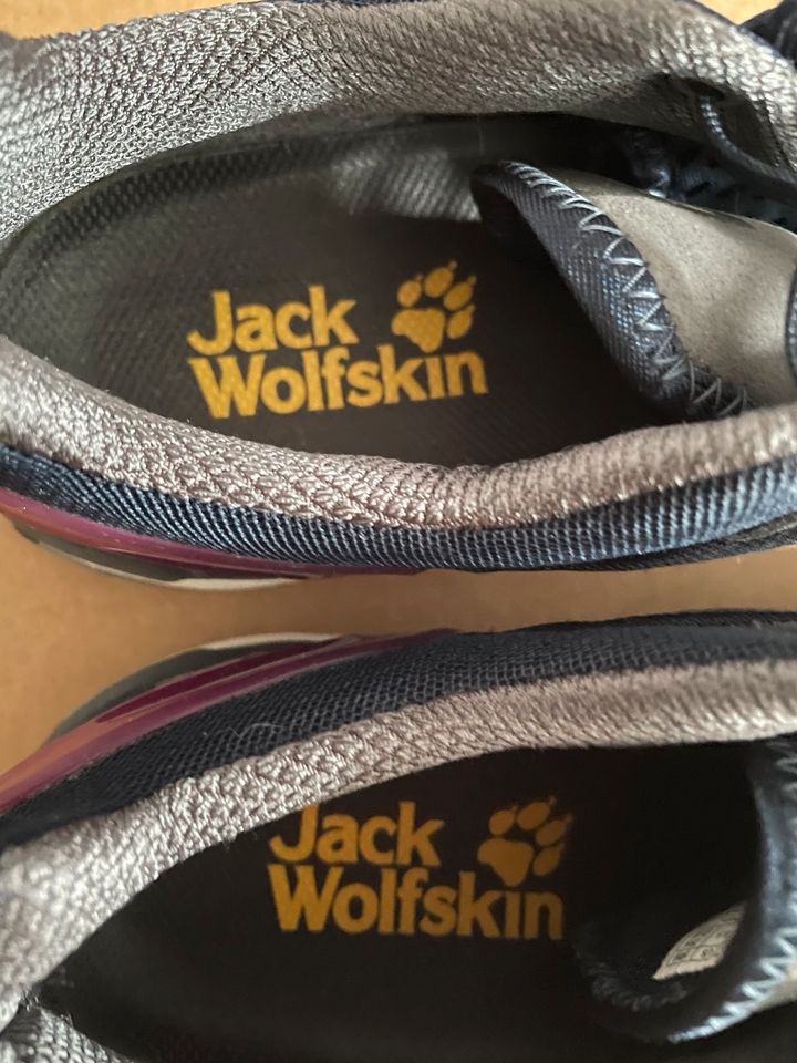 Jack  Wolfskin Turnschuhe  Gr.41  Neu in Brand-Erbisdorf