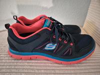 SKECHERS lightweight Memory Foam Turnschuh Größe 40 Hessen - Poppenhausen Vorschau