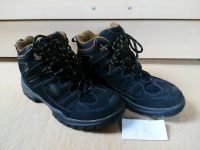 2 Paar Schuhe von Landrover Gr. 42 Brandenburg - Cottbus Vorschau