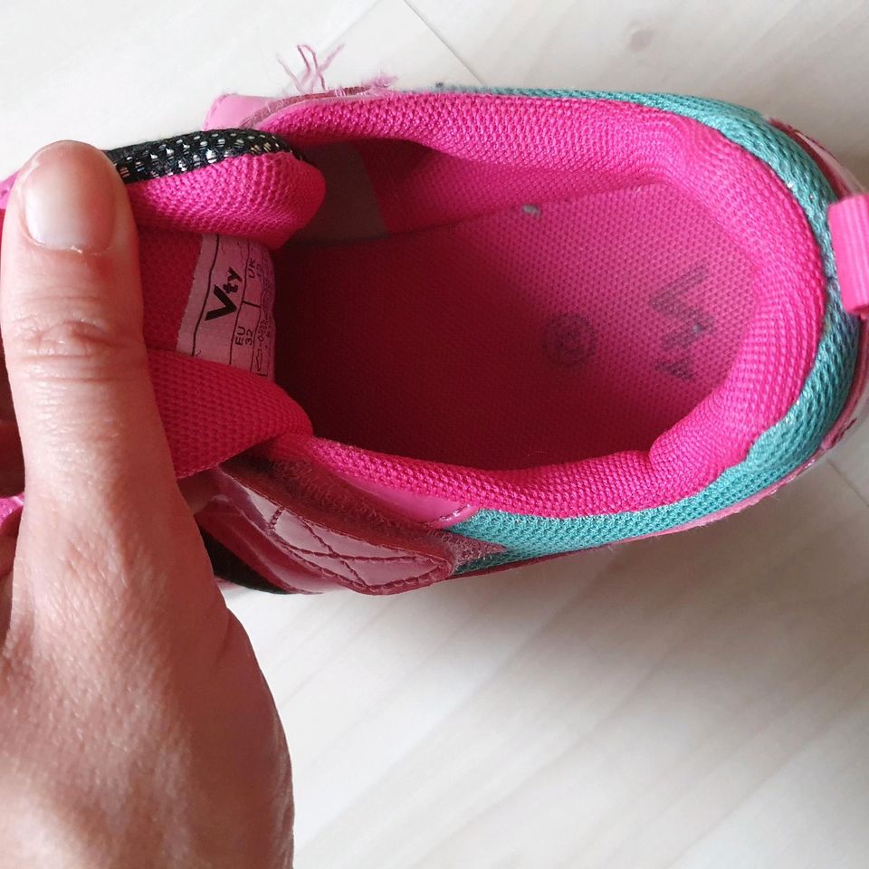 Turnschuhe Hallenschuhe Sportschuhe Mädchen Pink victory schuhe in Wuppertal