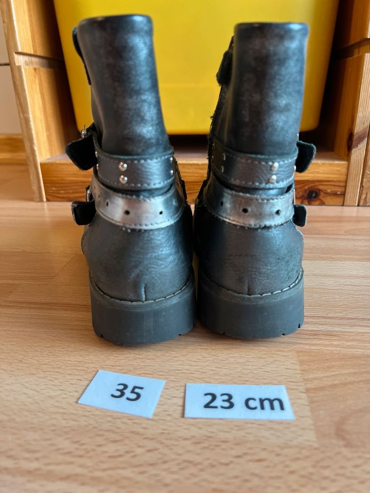 Primigi grau Stiefelette dünn gefüttert Leder Boots Gr 35 in Berlin