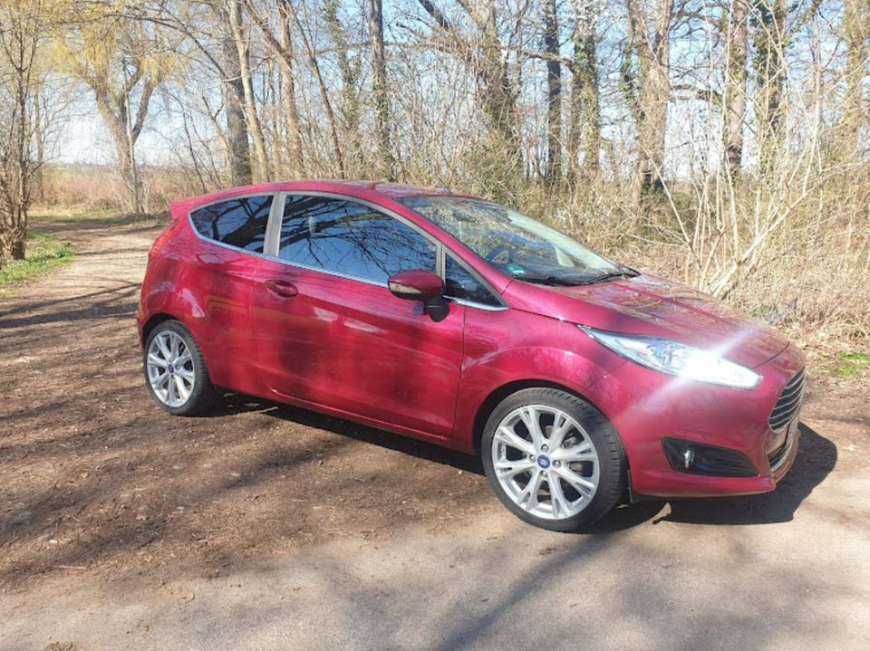 Ford Fiesta 1.0 EcoBoost Keyless Individual 125 PS TOP Zustand in Zülpich