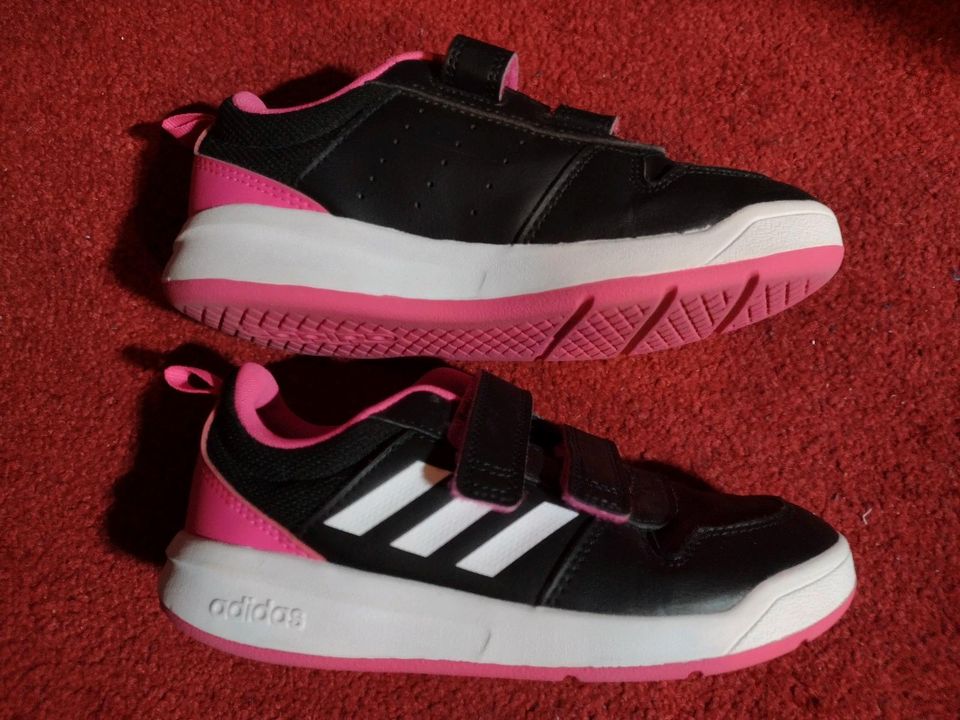 Adidas Sportschuhe für Kinder in Größe 31 ( 13k ) in Hamm