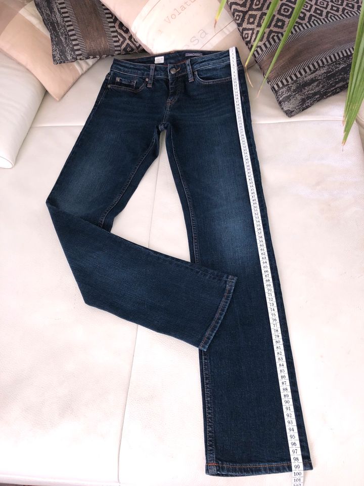 Tolle TOMMY HILFIGER Stretch Jeans ROME Straigt Fit 26/32 NP 139€ in Poing