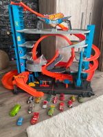 Hot Wheels City Ultimative Garage mit Hai-Angriff Essen-West - Frohnhausen Vorschau