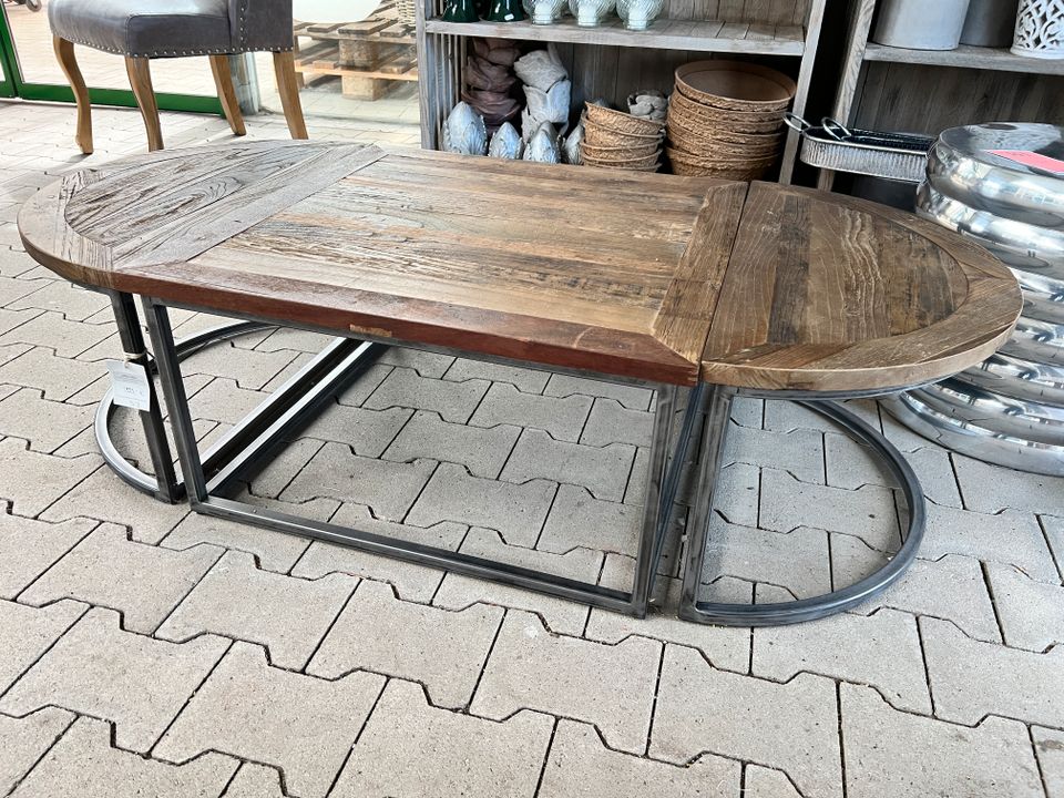 Verona Coffee Table in Dinklage