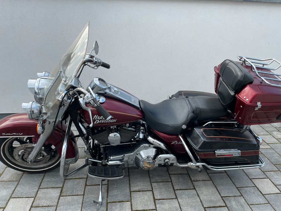 Harley Davidson Road King Classic mit Extras in Rülzheim