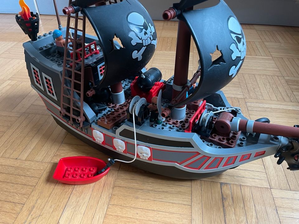 Lego Duplo Piratenschiff Herrscher der Meere in Kiel