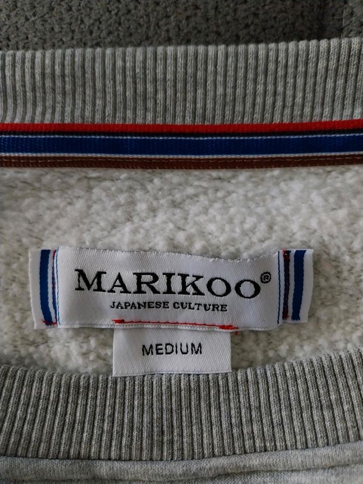 Marikoo Sweatshirt in Plauen