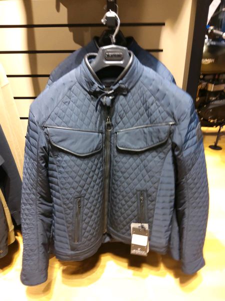 Barbour Quilted by Triumph Textiljacke Gr. L/XL in Bayern - Neureichenau |  eBay Kleinanzeigen ist jetzt Kleinanzeigen