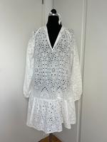 H&M Broderie Anglaise Kleid weiß 38 M Sommerkleid Hessen - Maintal Vorschau