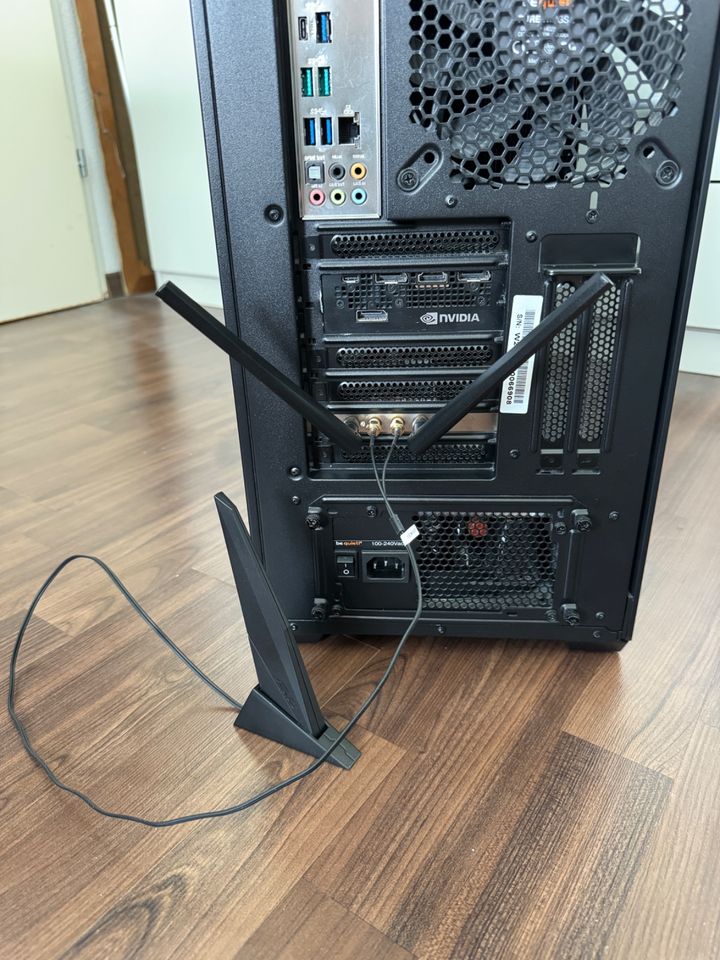 Gaming PC | Ryzen 7 2700X | RTX 2080 FE | 1500 GB SSD | 32 GB RAM in Berlin