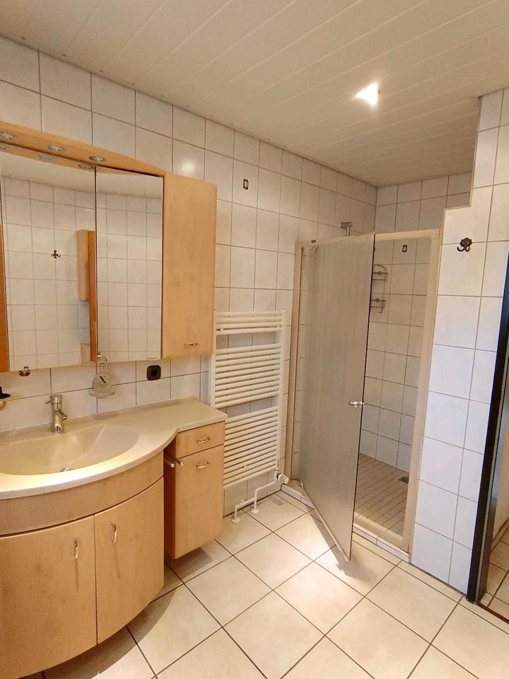 Von privat! In Heide freistehendes Einfamilienhaus 6 Zimmer in Heide