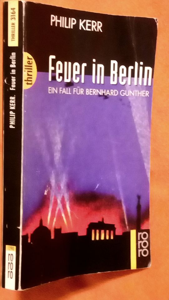 Philip Kerr: Feuer in Berlin / E. R. Greulich: Keiner wird ... in Berlin