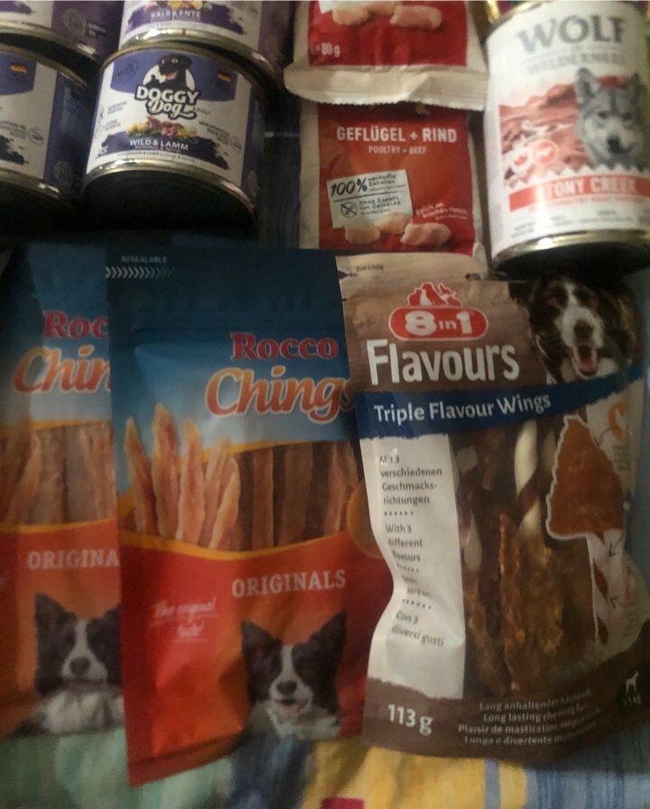 Hundefutter zu verkaufen, Nassfutter, Leckerlies, Knochen, TroFu in Leipzig