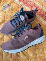 Sportschuhe  zu verkaufen Mecklenburg-Vorpommern - Stralsund Vorschau