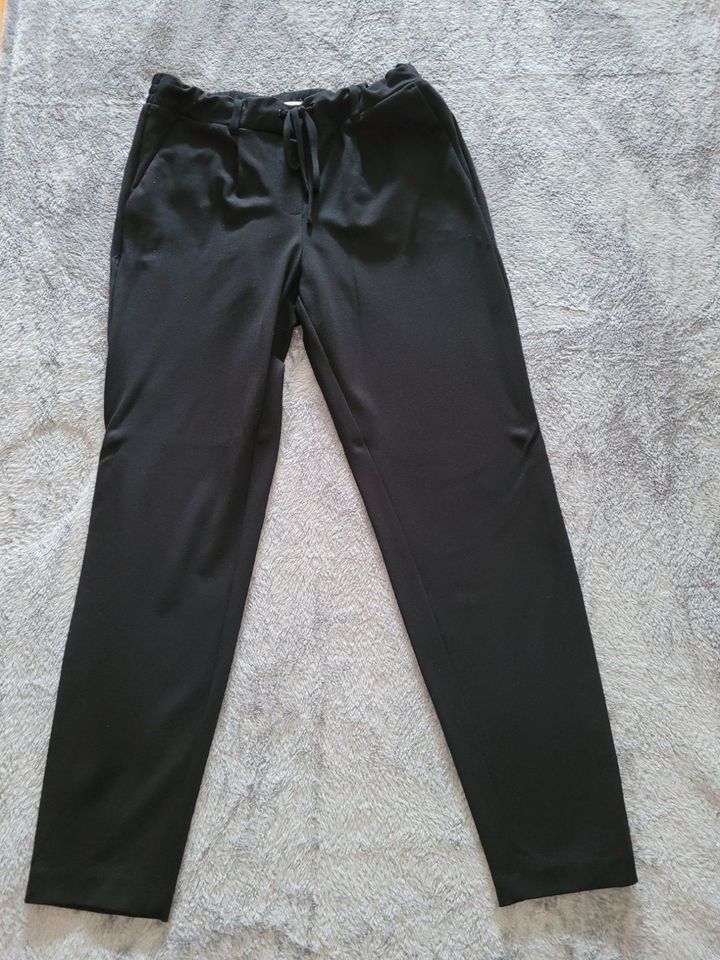 Hose Jogpants schwarz Gr. 38 in Roth