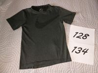 Sport T-Shirt grau NIKE Gr.128/134 für 1,50€ Baden-Württemberg - Linkenheim-Hochstetten Vorschau