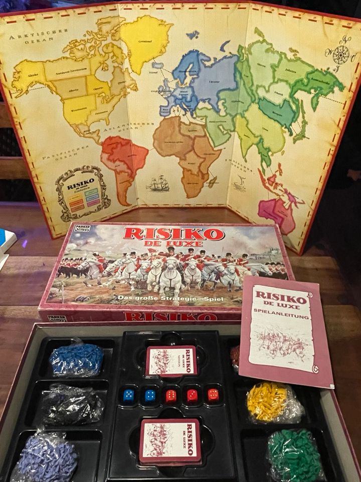 Risiko De Luxe  - Das große Strategie - Spiel  •  1992 in Hamburg