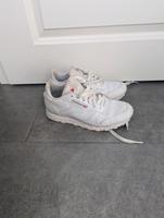 Reebok Sneaker Sportschuhe Gr. 35 Schleswig-Holstein - Lübeck Vorschau
