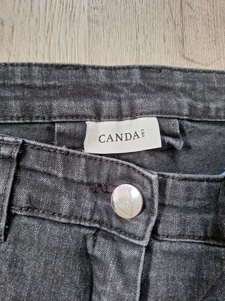 Schwarze Jeans von C&A in Hessisch Lichtenau