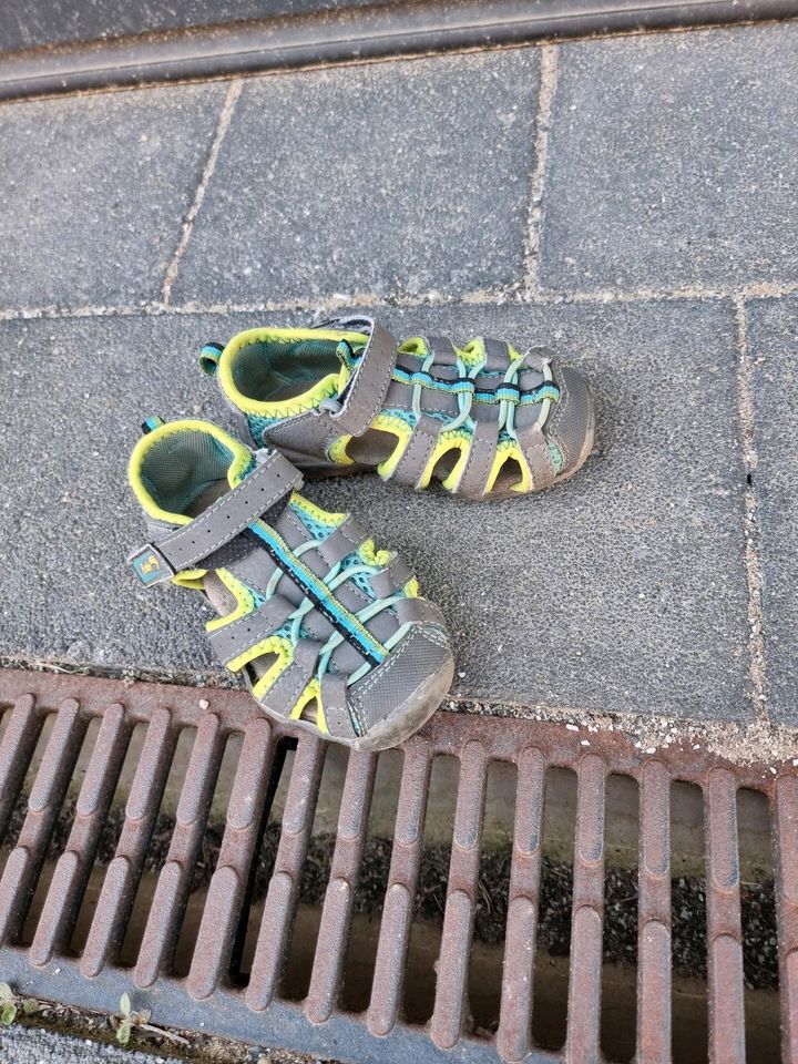 Verschenke Bobby Shoes Sandalen mit Zehenschutz Gr. 22 in Frankfurt (Oder)