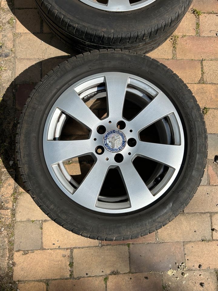 Pirelli Sommerreifen 205/55R16 MB W204 Alu-Felgen in Flensburg