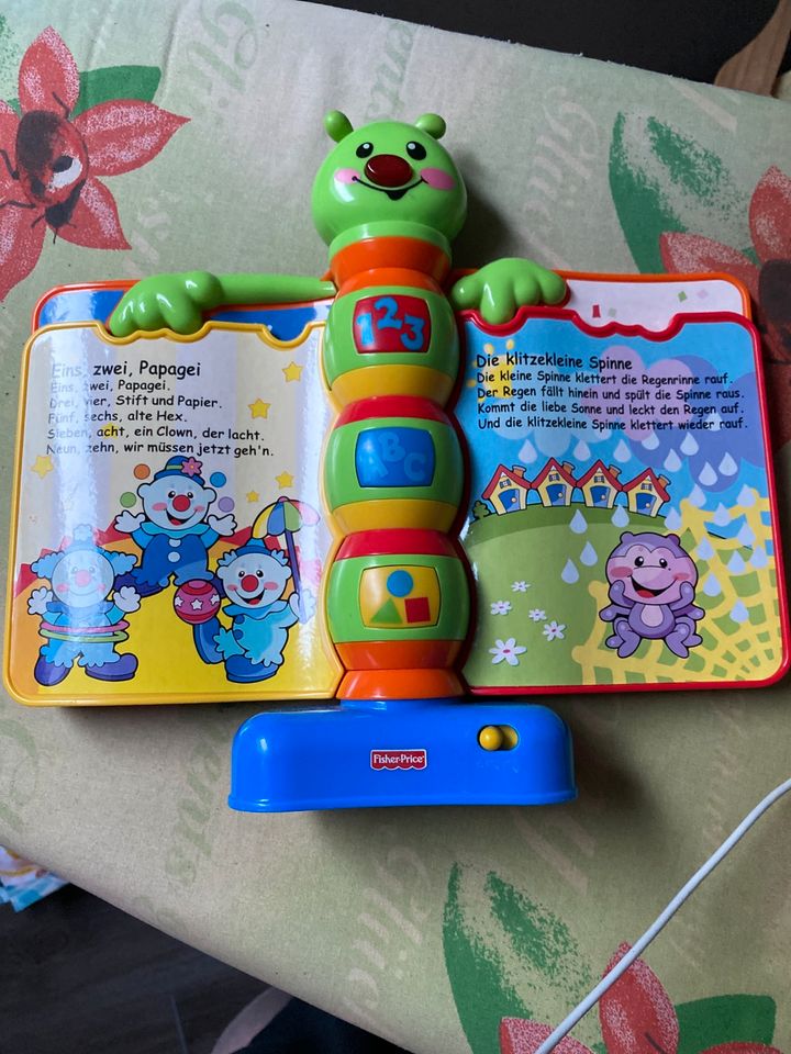 Fisher Price Lernspass Liederbuch top Zustand in Münstertal