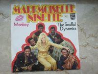 The Soulful Dynamics - Mademoiselle Ninette - Single Bayern - Kissing Vorschau