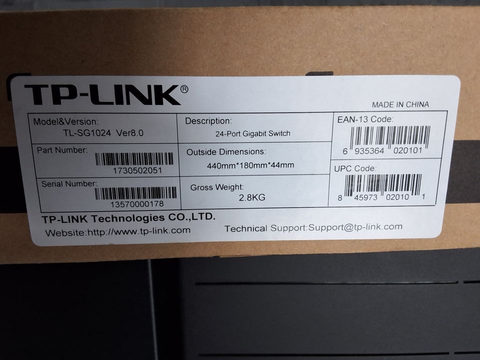 TP-Link 24-Port Gigabit Switch TL-SG1024 in Remscheid