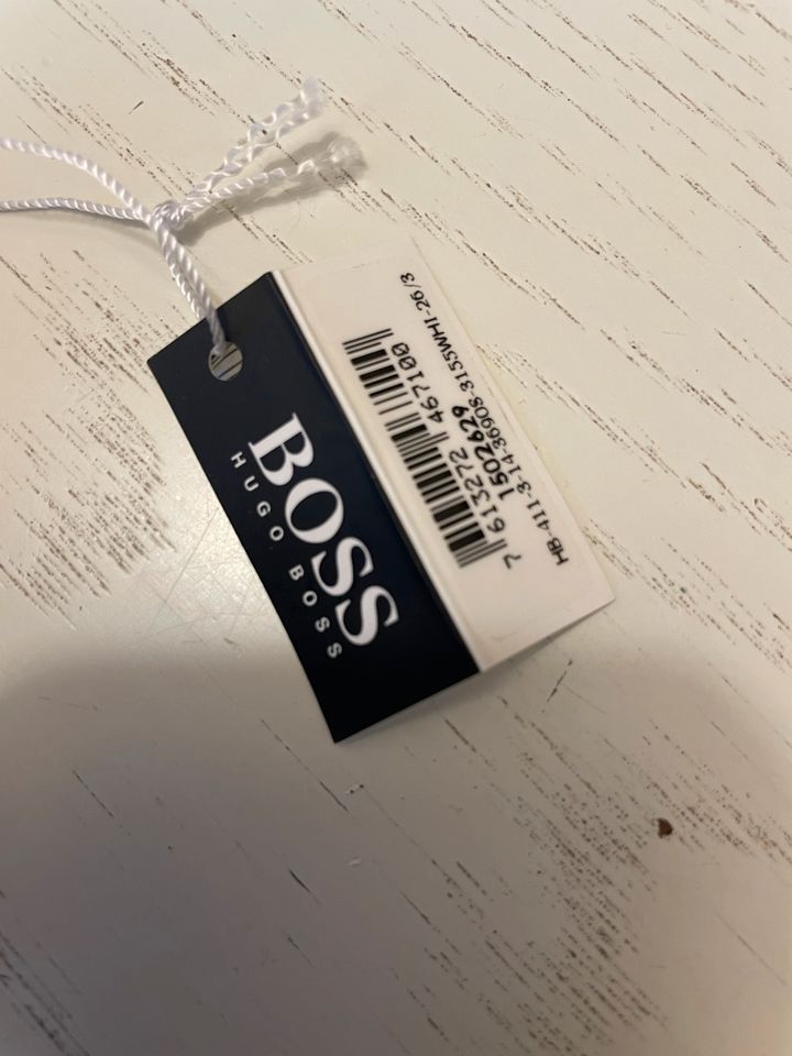 Hugo Boss Damen Armbanduhr Weis / mint / Türkis in Waldbröl