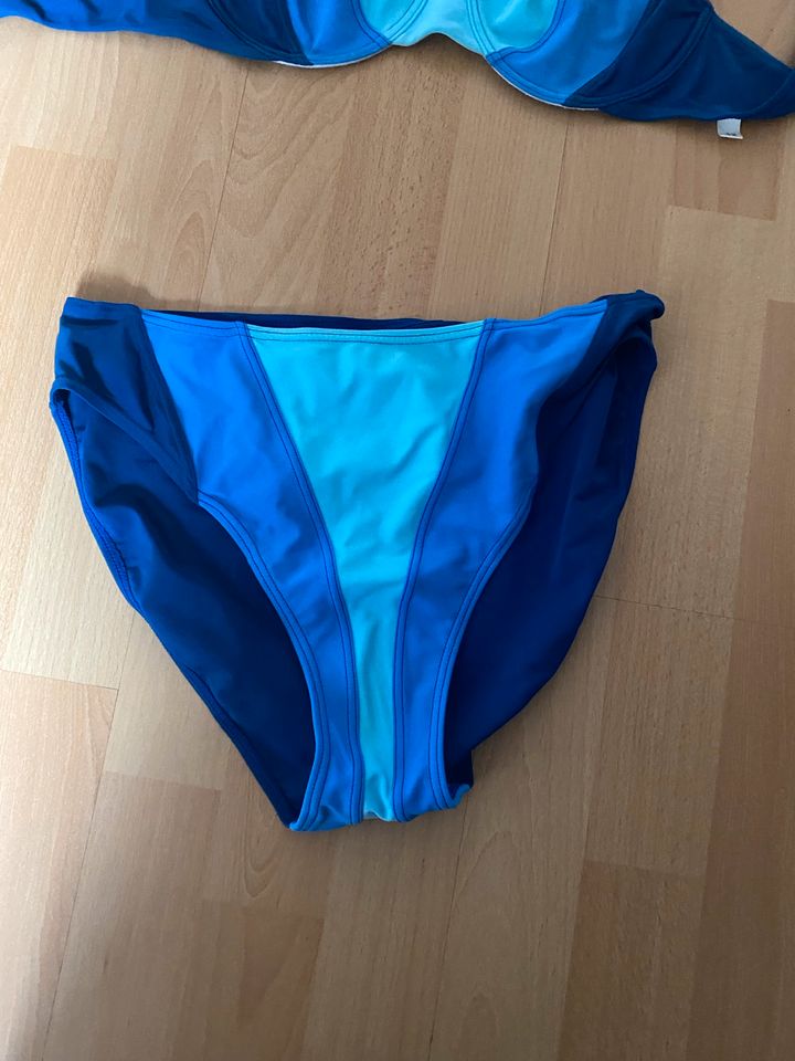 Etirel Bikini Größe 42 modern blau in Schwebheim