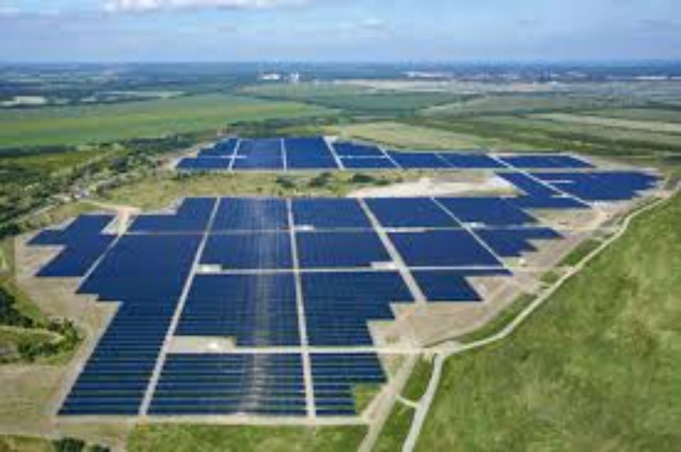 Suche Projektrechte an Solar PV Anlagen ab 100 KWp bis 10 MW in Berlin