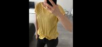 Elegantes goldenes T-Shirt Gr. M Zara Duisburg - Rumeln-Kaldenhausen Vorschau