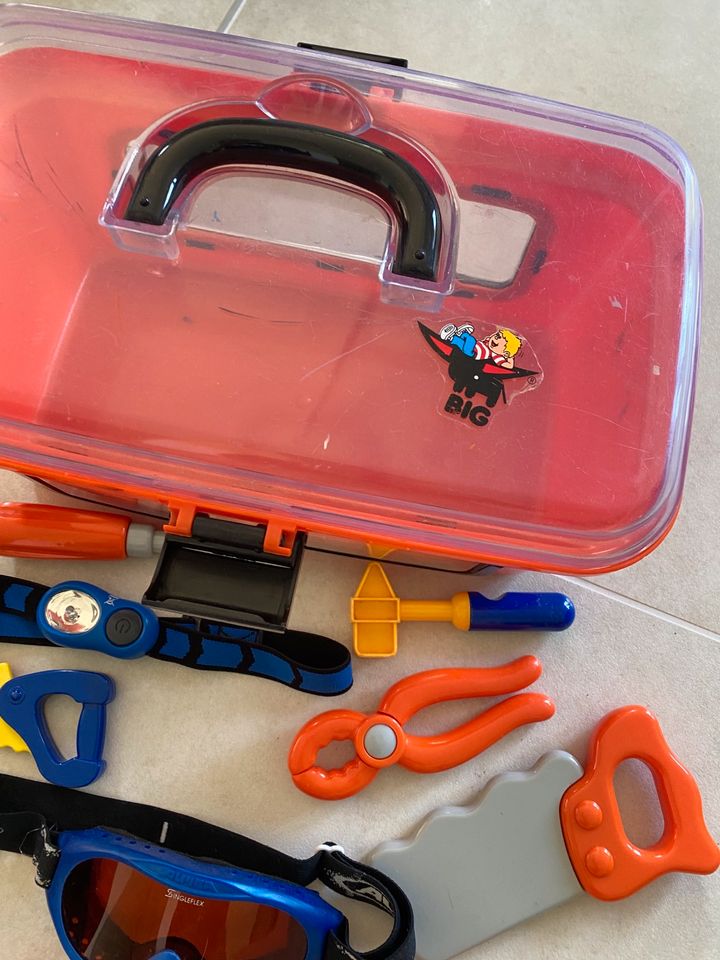 Werkzeug Kinder Spielzeug Werkzeugkoffer in Iserlohn