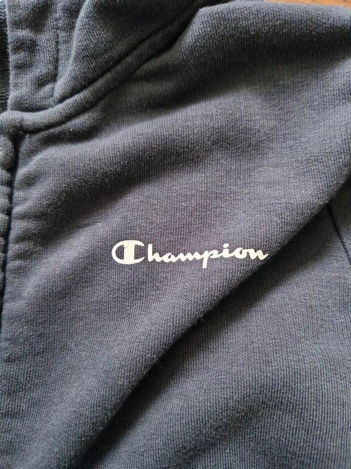 Champion Sweatshirtjacken Set Gr. 150-155 _Neu in Essen