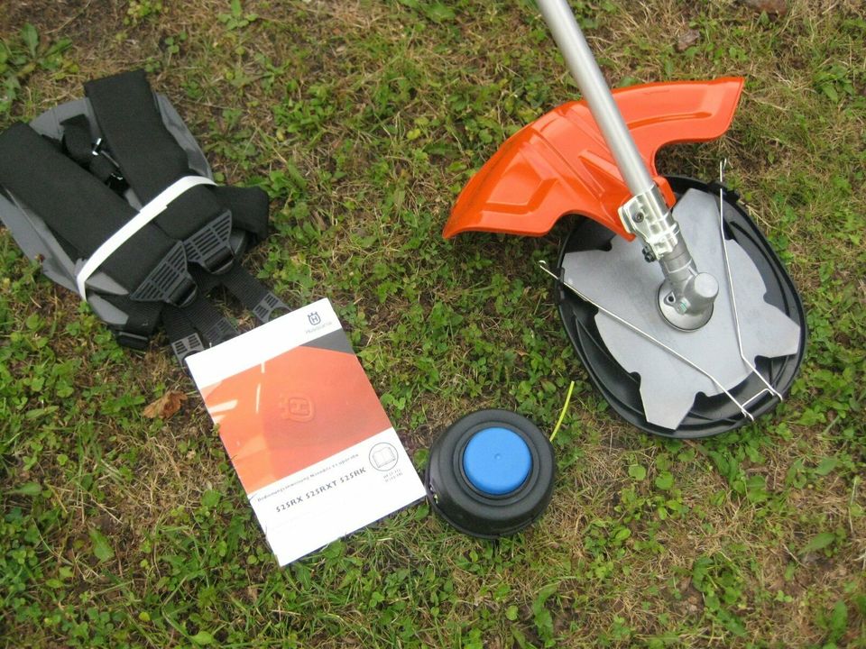 NEU Husqvarna 525RXT Motortrimmer Motorsense Fadenkopf Messer in  Nordrhein-Westfalen - Delbrück | eBay Kleinanzeigen ist jetzt Kleinanzeigen