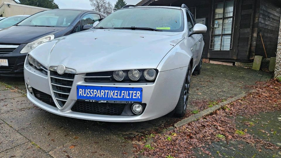 ALFA ROMEO 159 1.9 JTD ~TÜV NEU~SCHECKHEFT~EURO 4 in Bielefeld